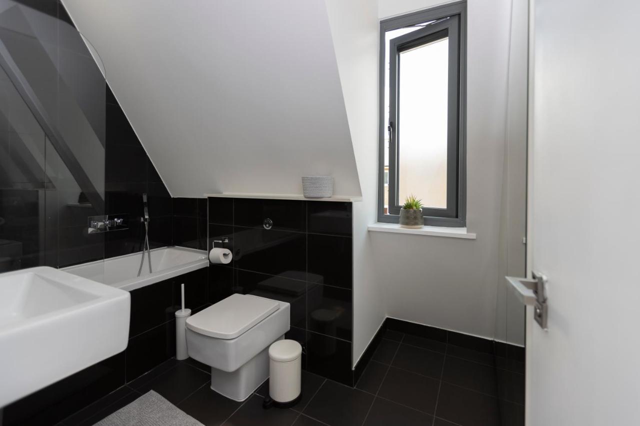 Stunning 3 Bedroom Penthouse With Terrace And Lift London Exterior foto