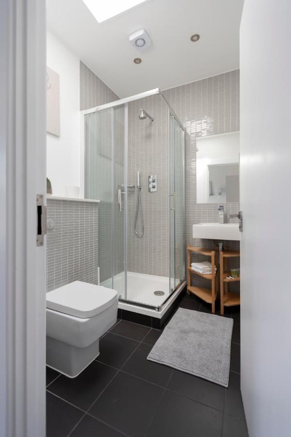 Stunning 3 Bedroom Penthouse With Terrace And Lift London Exterior foto