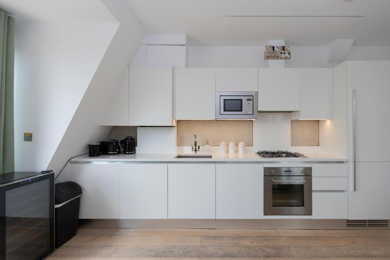 Stunning 3 Bedroom Penthouse With Terrace And Lift London Exterior foto
