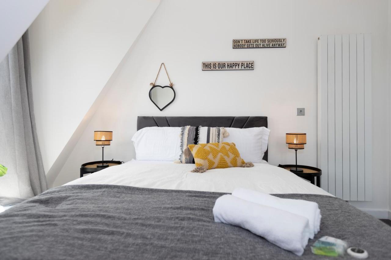 Stunning 3 Bedroom Penthouse With Terrace And Lift London Exterior foto